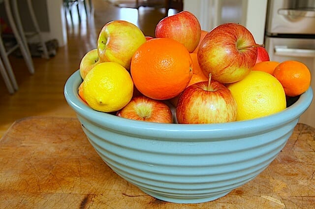 Fruit bowl / momskitchenhandbook.com