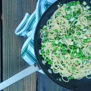 Pasta with peas, corn, zucchini, and mint
