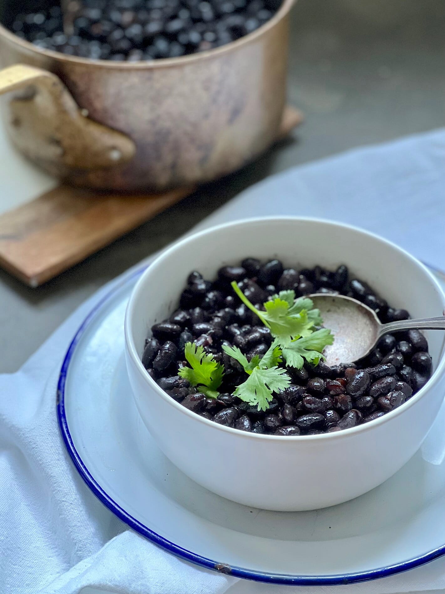 How to Cook Simple Black Beans (soaked or unsoaked)