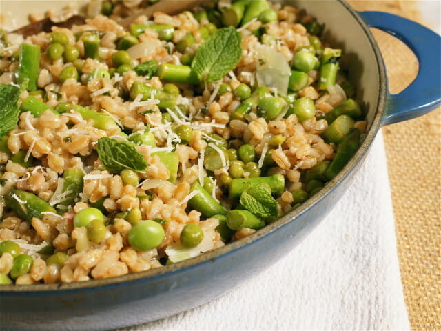 Farro Risotto with Asparagus and Peas