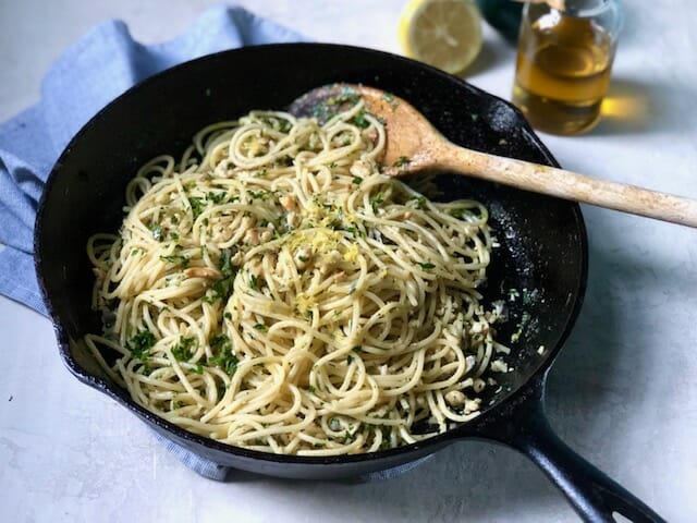 30-Minute Spaghetti with Canned Clams and Fresh Tomato Sauce - Maplewood  Road