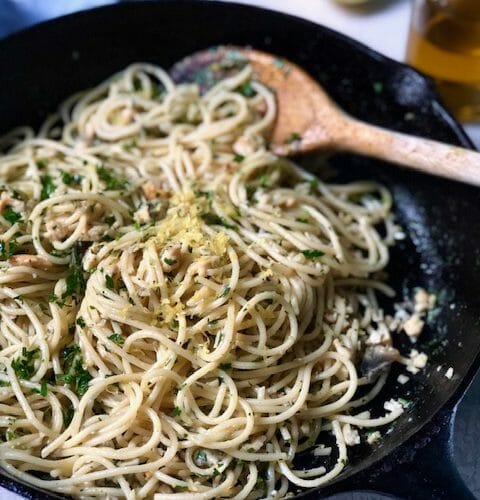 How to Cook with Canned Clams