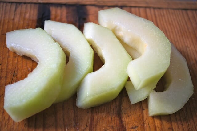 sliced honeydew 