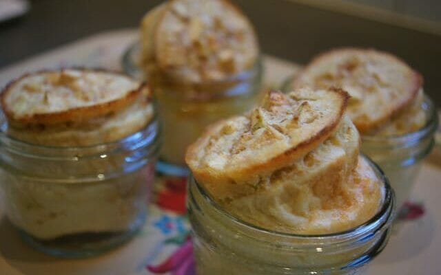 Apple Cinnamon Puffy Pancakes