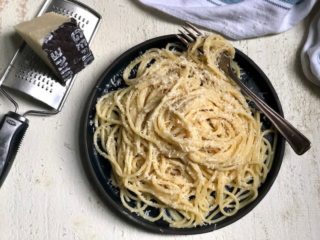 Spaghetti with Butter, Egg, and Cheese