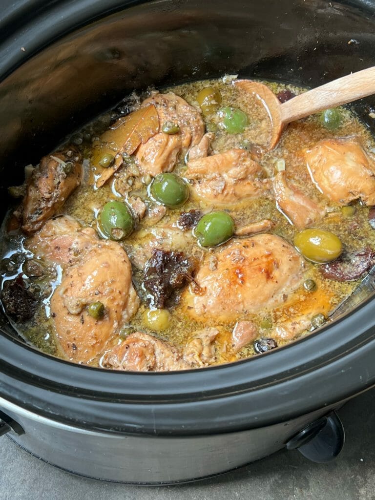 Crock pot of chicken marbella