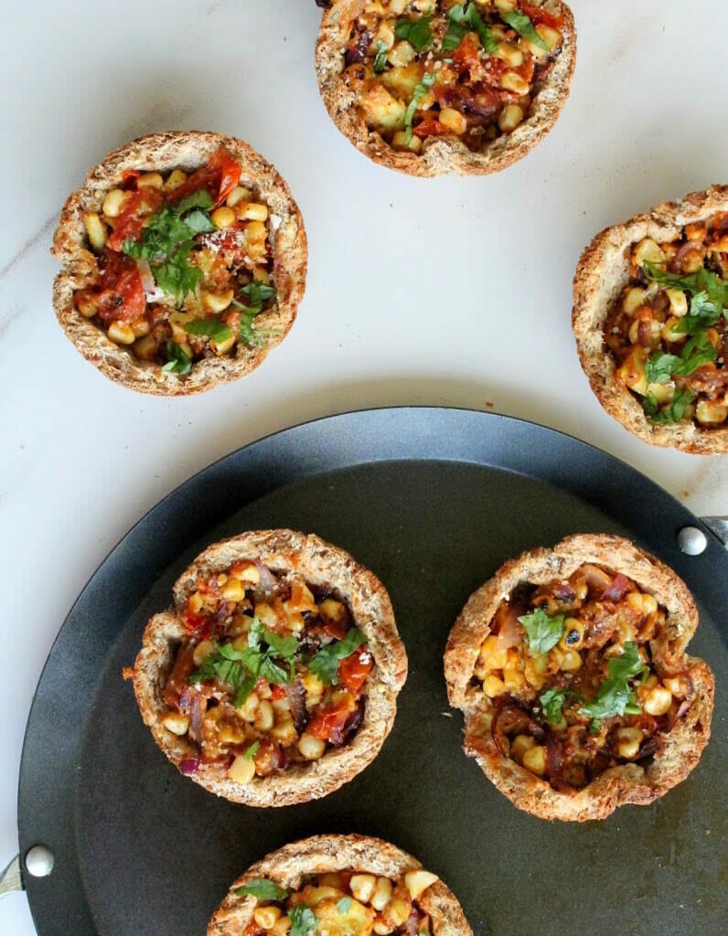 grilledcorn-tomato-in-bread-cups1