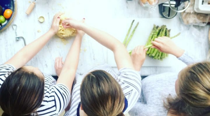 10 cooking skills every teen should know