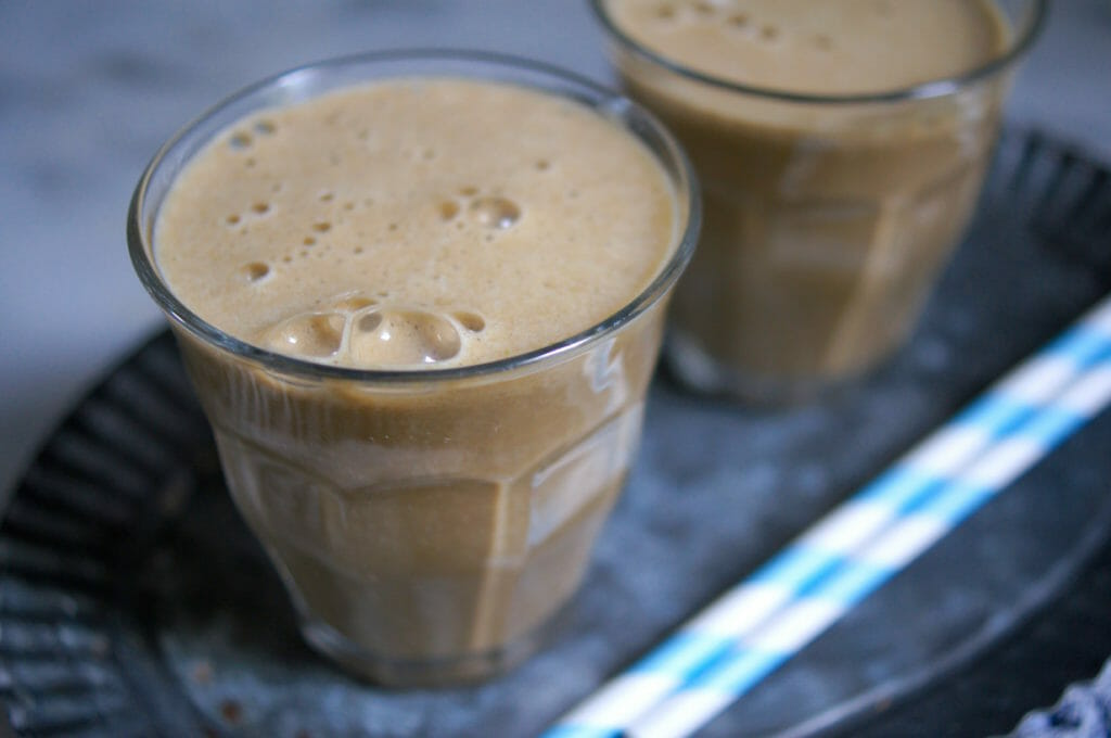 Healthy Chocolate Peanut Butter Smoothie