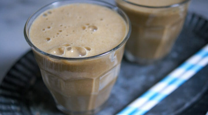 Healthy Chocolate Peanut Butter Smoothie