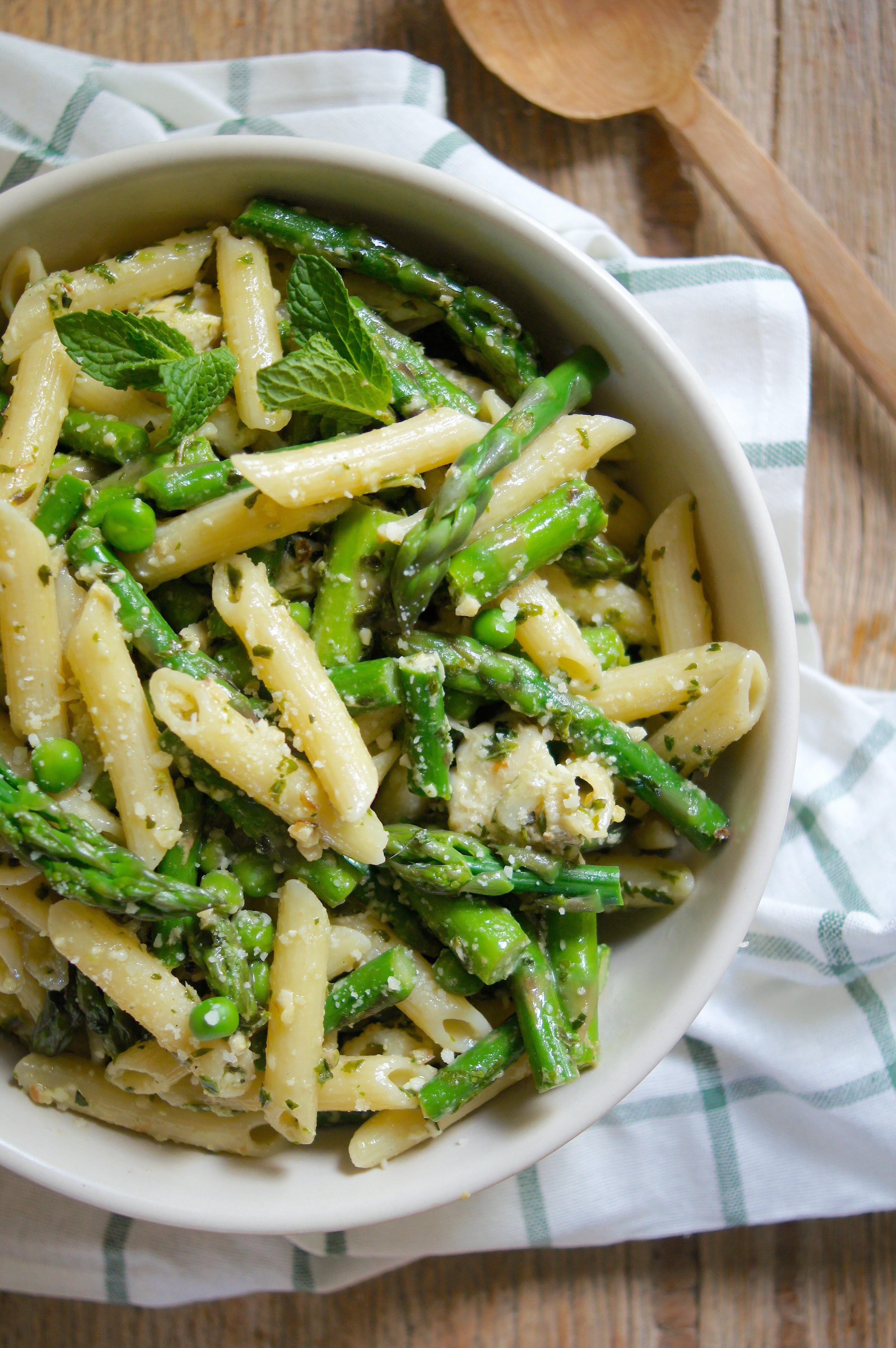 Spring Vegetable Pesto Pasta - Mom's Kitchen Handbook