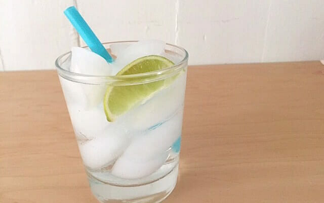 Sparkling Water on Ice with Lime