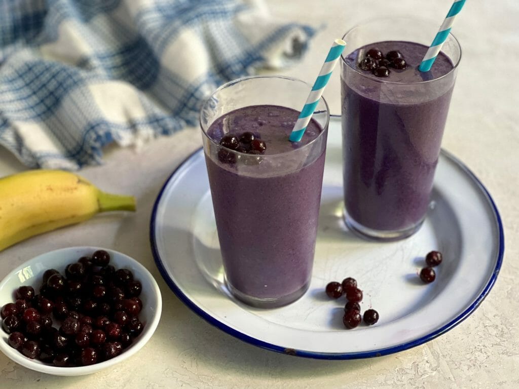 wild blueberry smoothie, one of 20 tasty heart healthy foods 