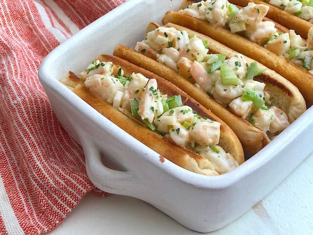 New England Style Shrimp Roll