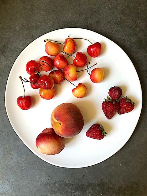 Assorted fruit for a cheeseboard