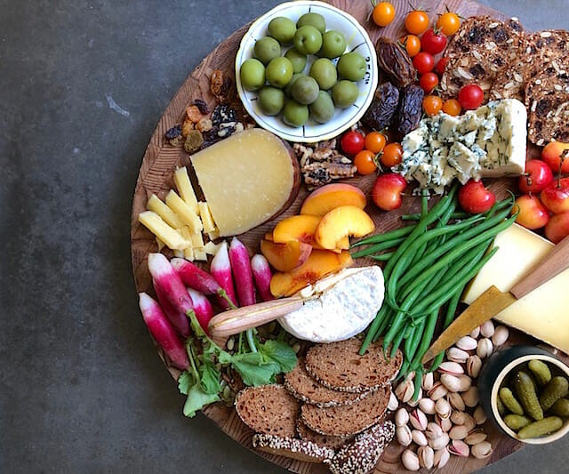 How to make the best Cheese Board - Happy Foods Tube