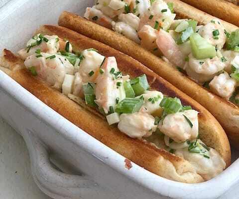 new england shrimp roll