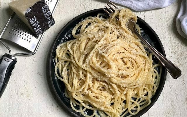 Spaghetti with Butter Egg and Cheese 