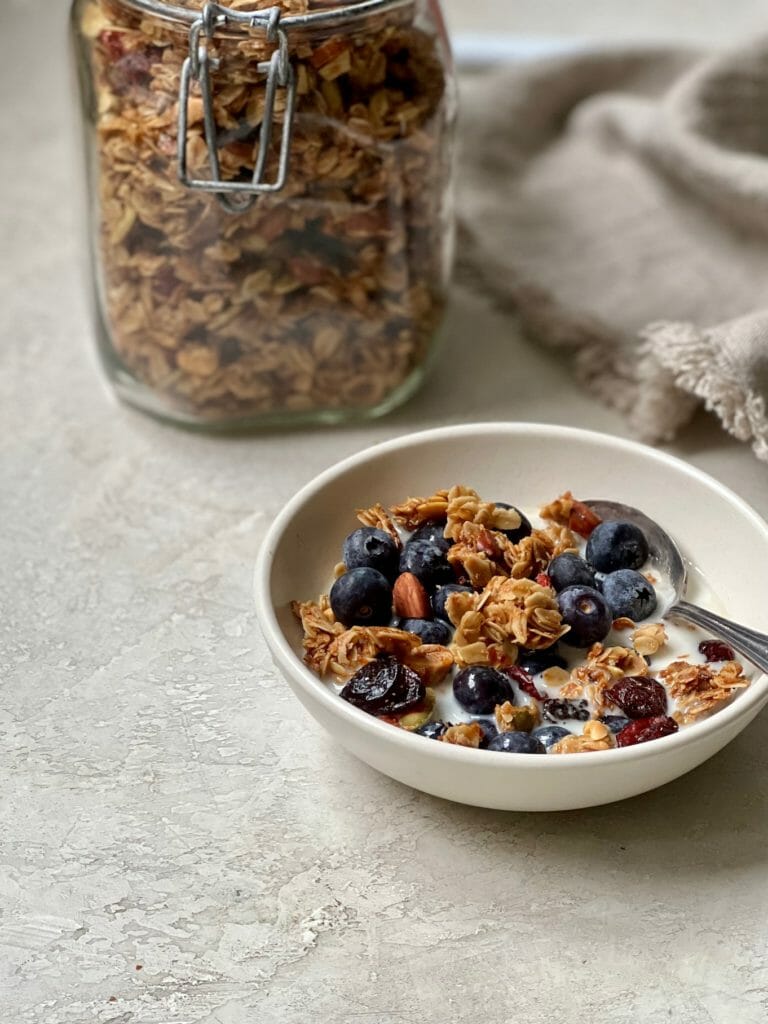 bowl of granola and blueberries