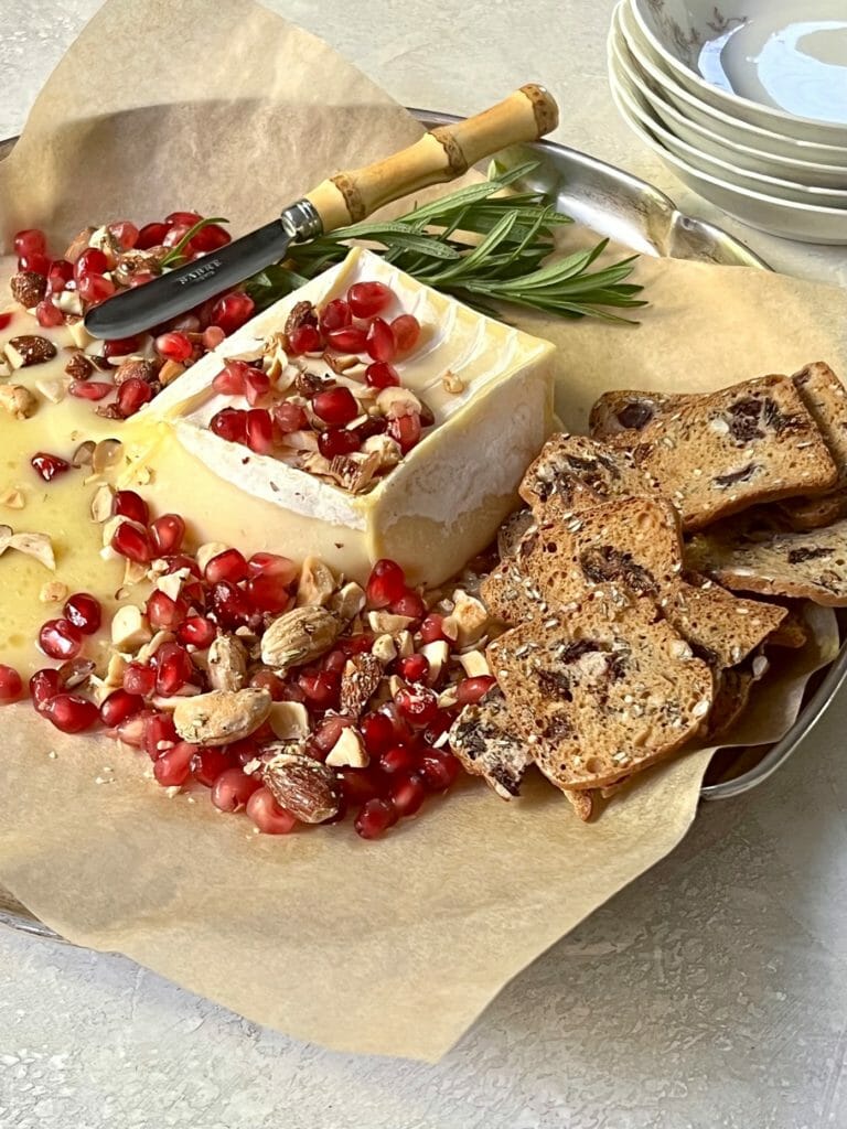 baked brie with nuts and pomegranate