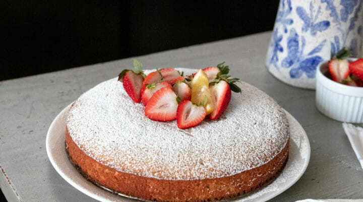 lemon yogurt olive oil cake