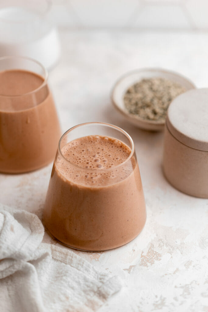 Morning Mocha Smoothie rich in protein