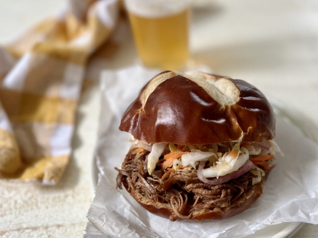 healthier slow cooker pulled pork sandwiches
