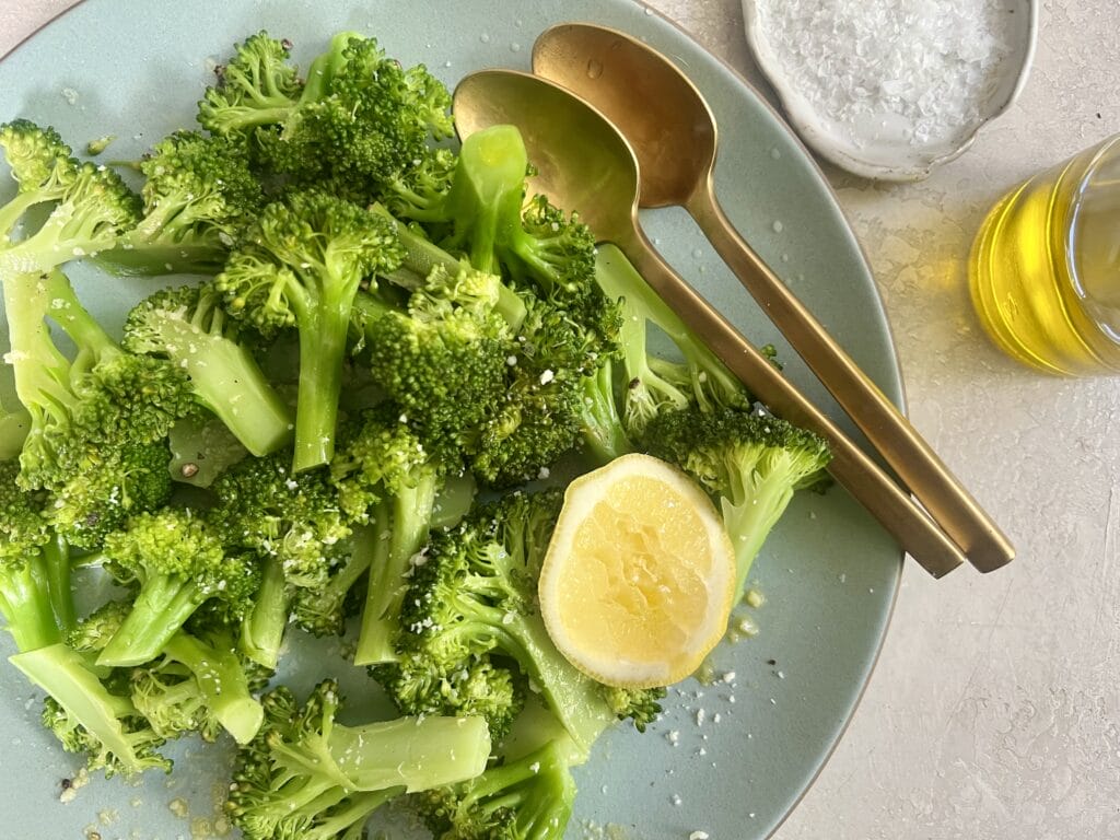 broccoli with lemon and olive oil