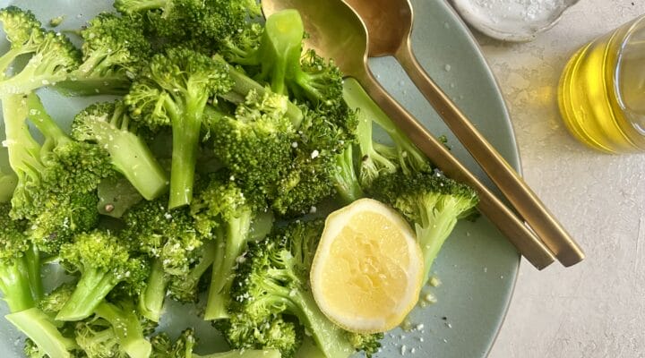 broccoli with lemon and olive oil